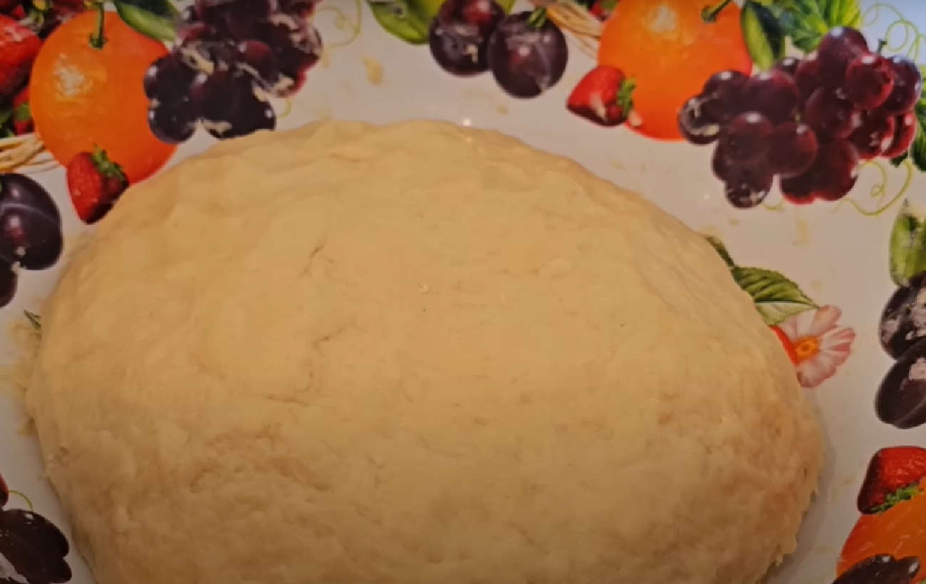 Буцики з бринзою та салом: старовинний рецепт ситної української закуски з відео